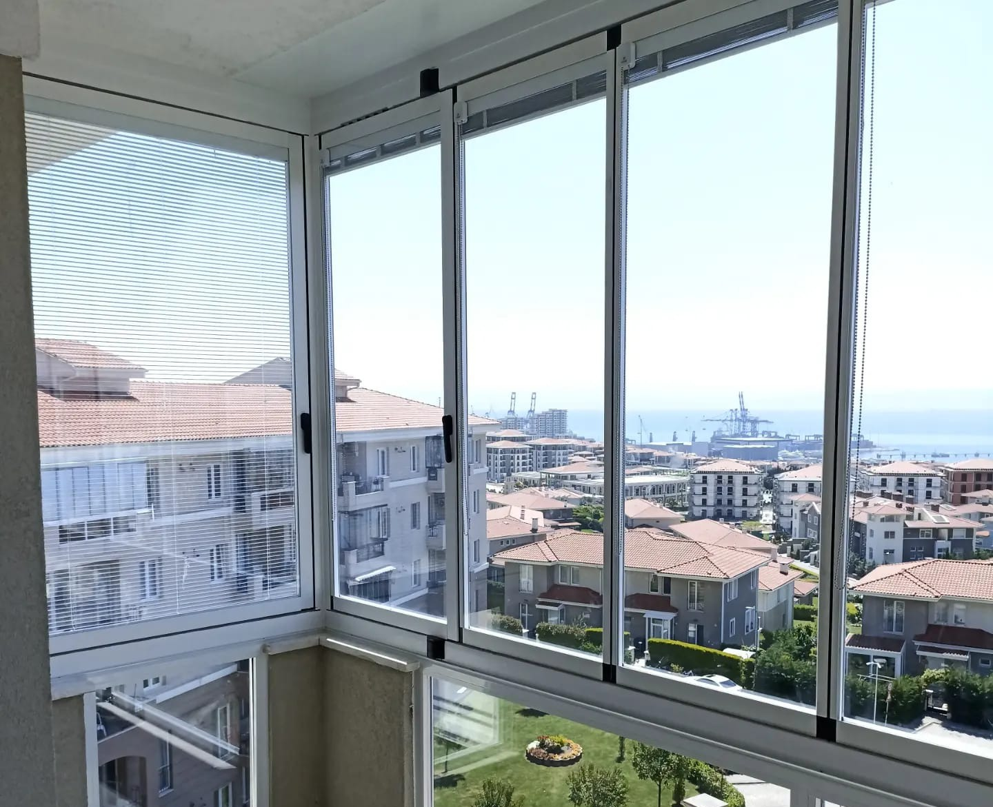 Paket cam-balkon sistemləri